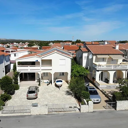 Appartement Davorka Vir