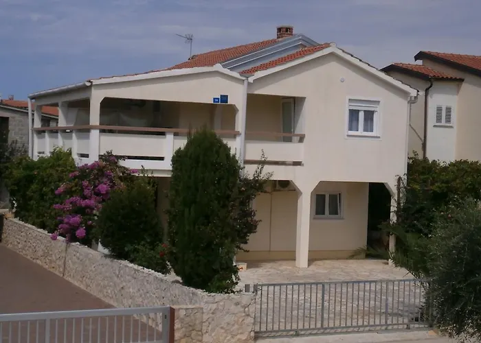 Апартаменты Davorka I Вир