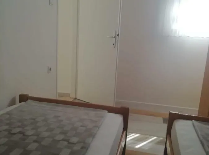 Davorka I Апартаменты Вир